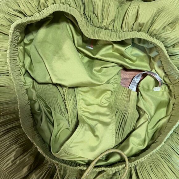 Free People FP Movement Shirr Enough Shorts Size L Chartreuse Sprout - Picture 7 of 7